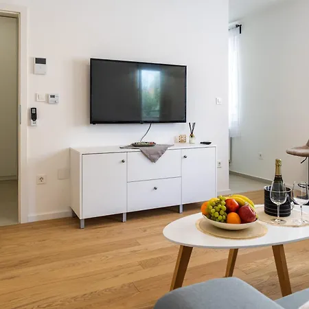 Ninas Apartman Zagreb Exterior photo